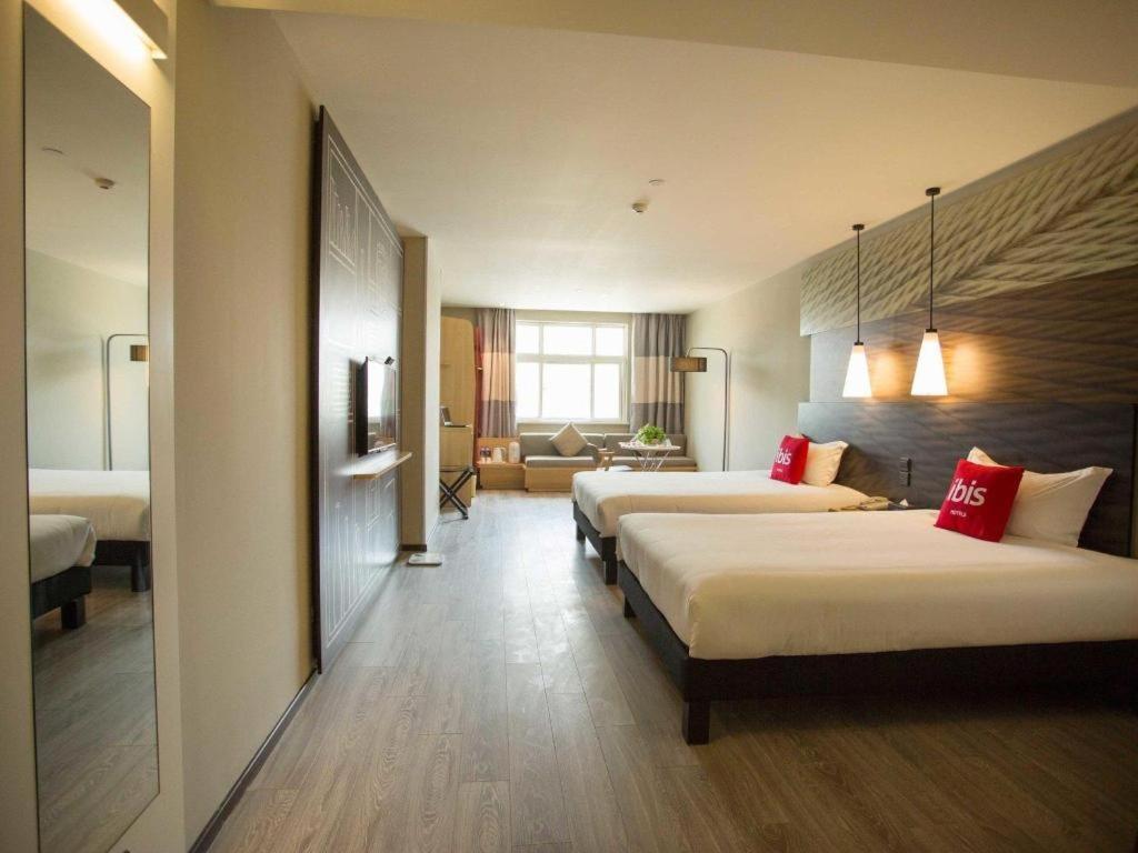 Hotel Ibis Xi'An First Gaoxin Rd Exterior foto
